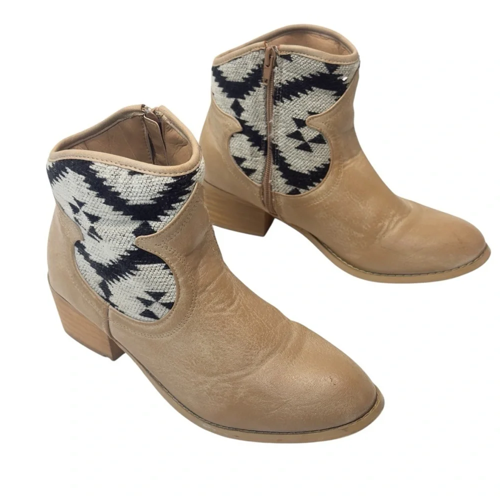 Francesca's Collections Tan and Black Ankle Boots with Southwestern Flair
